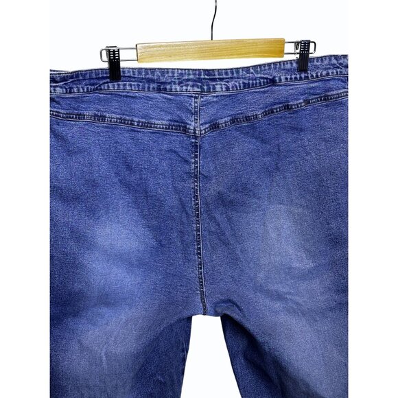 Denim 24/7 Cropped Flower Cutout Stretch Jeans Size 22W Faded Blue Casual Summer - Picture 3 of 11